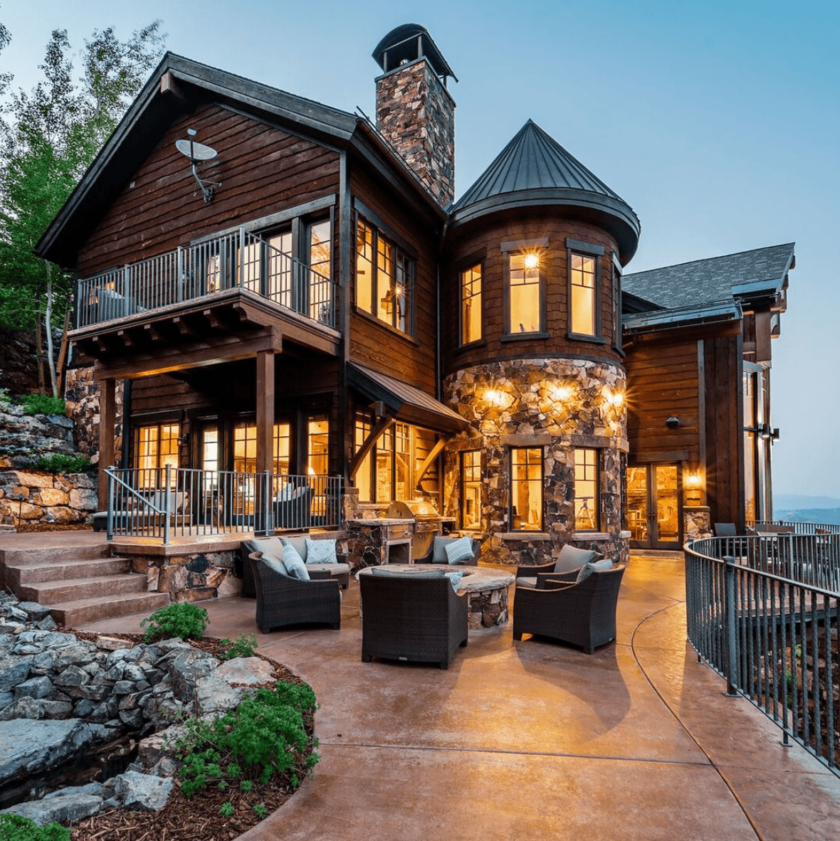 Black Spruce Lodge