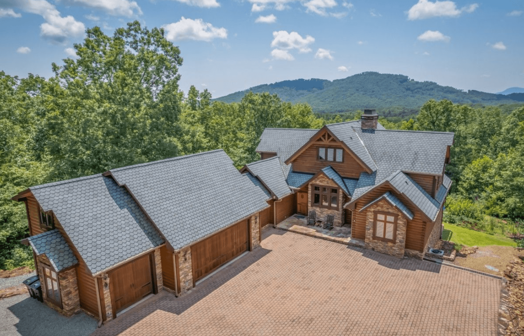 Chateau Laurel