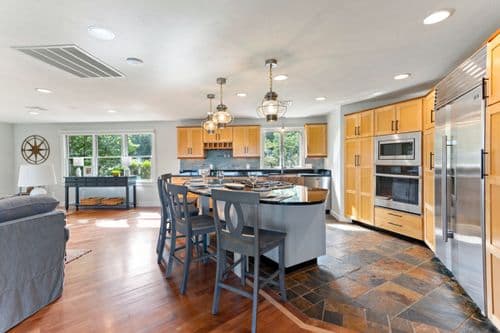 Cove Crest House - Image 3