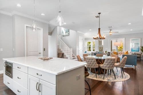 Tides Beach House - Image 3