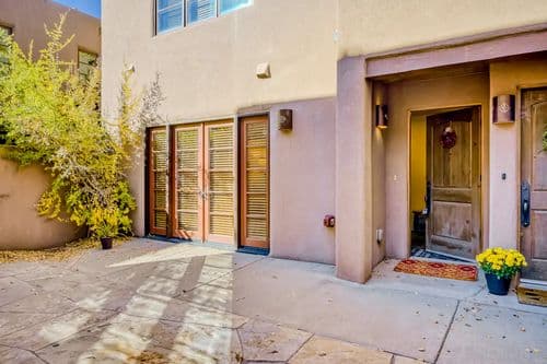 Plaza Home - Image 3