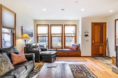Pacific Street Townhome #514B - Image 3