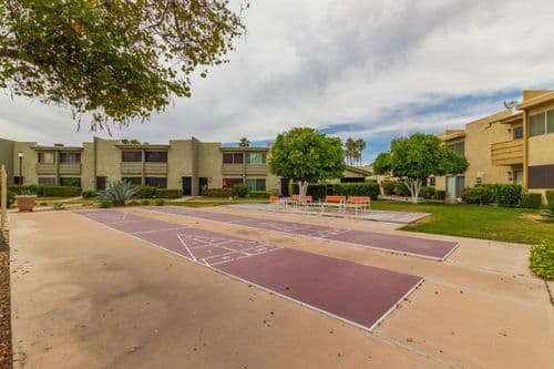 Camelback House - Image 29