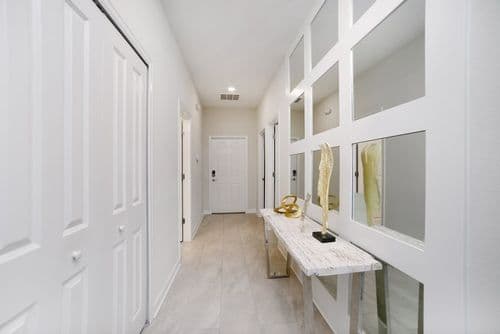Dedication Villa #4823 - Image 3