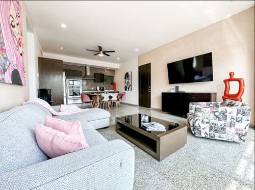 Infinito Condo #21 - Image 1