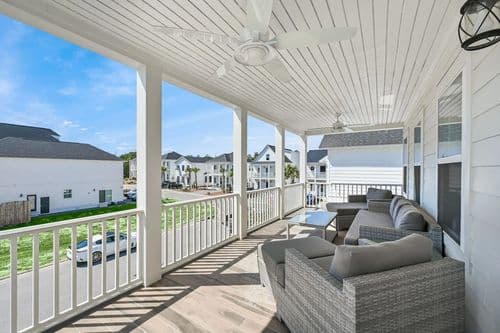 Nacho Beach House - Image 3