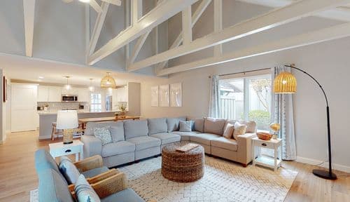 Queens Gant Home - Image 3
