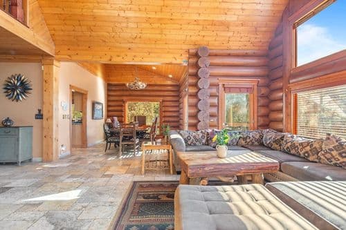 Eagle Ridge Retreat - Image 3