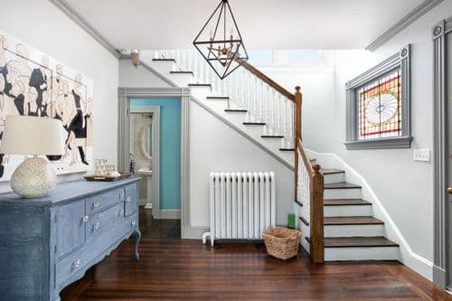 Coastal Victorian Place - Image 2