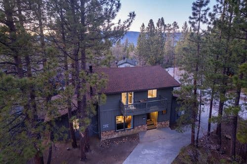 Summit House - Image 2