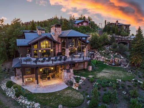 Sky Ridge Retreat - Image 1
