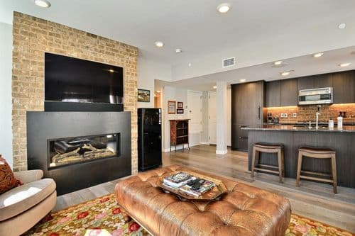 Rustic Star Home - Image 3