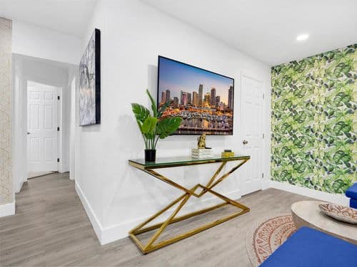 Bungalow House - Image 3