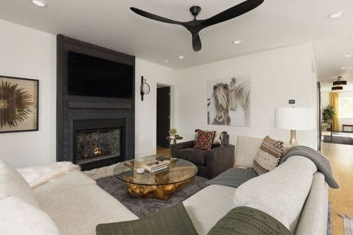 Luxe Living at Copper John - Image 3