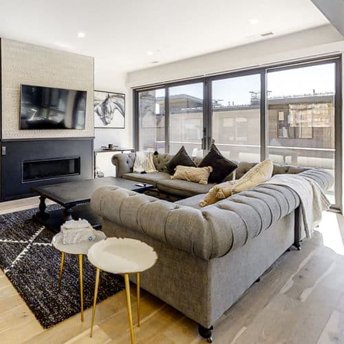 Ridgeline Oasis Place - Image 1
