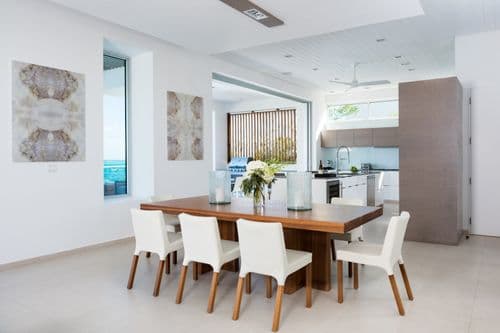North Shore Five Bedroom Beachfront - Image 3