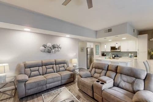 Harbor Residence - Image 3
