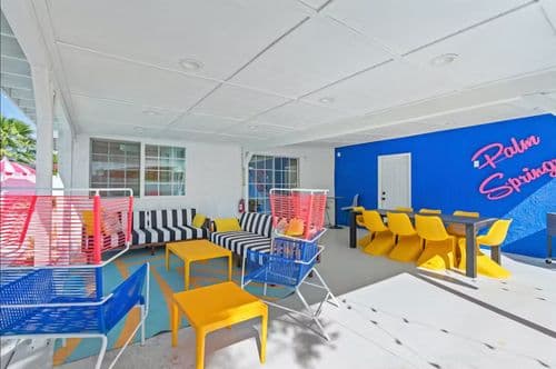 La Vie En Rose House - Image 2