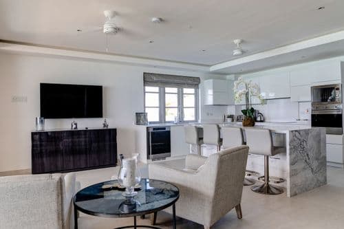 The One at The St. James (4 bed) - Image 2