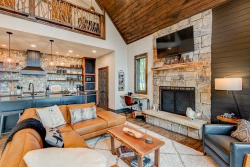 Guardian Bear Lodge - Image 3