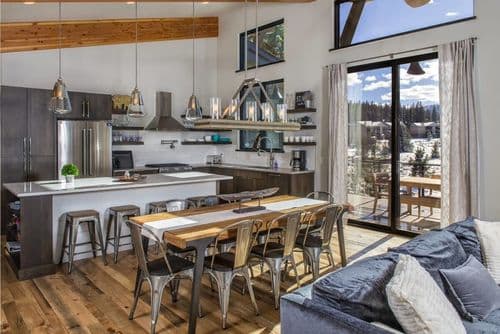 Echo Pines Chalet - Image 3