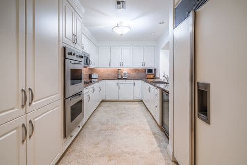 Ritz-Carlton Residence #103 - Image 3