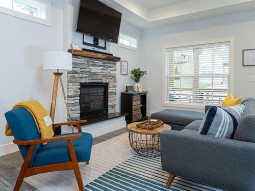 Blue Mountain Cottage - Image 2