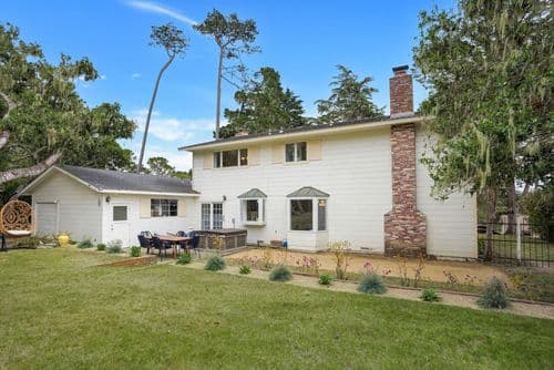 Pebble Modern Home - Image 1