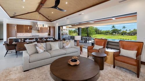 Hawaiian Elegance - Image 2
