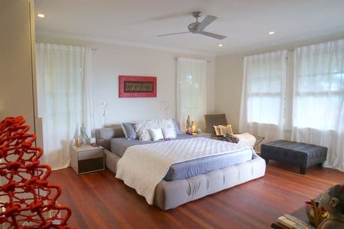 Seaside Hideaway - Image 3