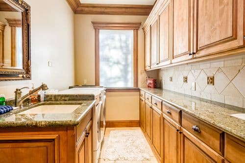 Alpine Luxury Home - Image 22
