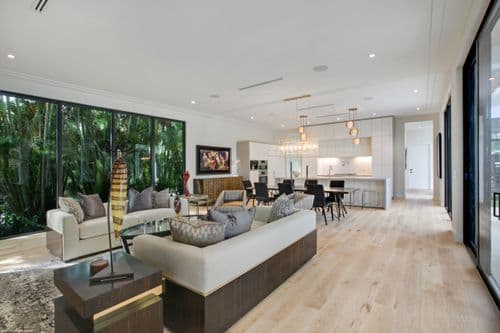 Azalea House  - Image 2