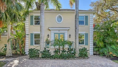 Hemingway House - Image 3