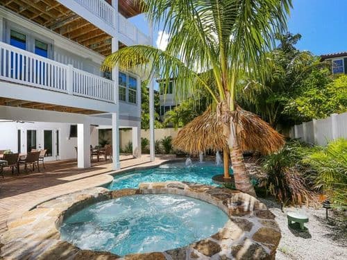 Paradise Beach House - Image 2