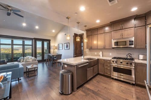 Blackstone Residences #3B - Image 3