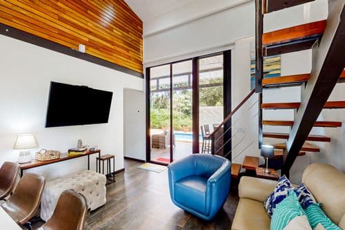 Studio Retreat Home - Image 16