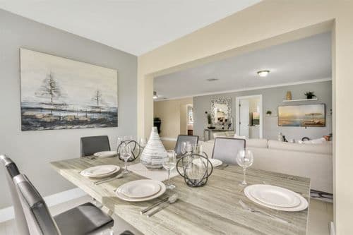 Bright Home - Image 2