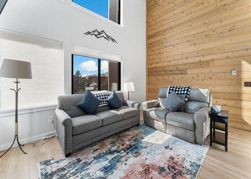 Mall Condo #1430 - Image 3