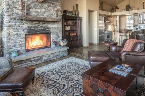 Wolf Pack Hideaway - Image 2