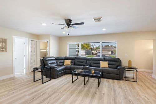 Lake Worth House - Image 2