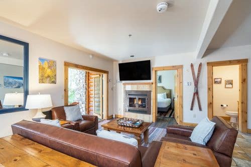 Alpine Vista Lodge - Image 2