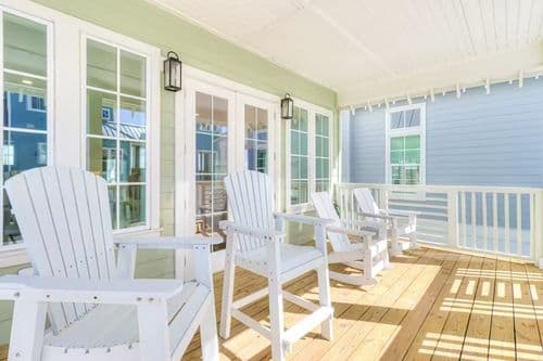 Sunsets and Smiles House - Image 3