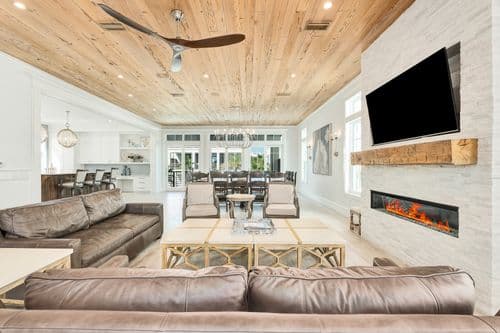 Oasis at Park Row Manor - Image 3