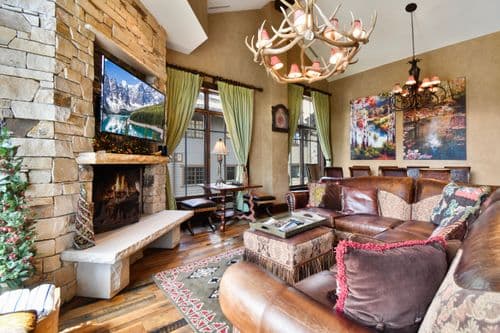 Arrowleaf Penthouse - Image 3