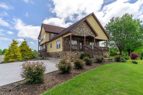 Main Street Manor - Image 3