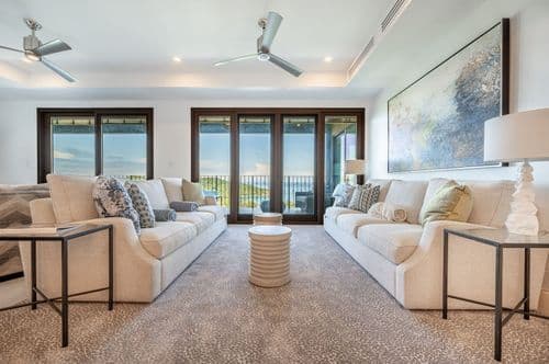 Splendor Penthouse #503 - Image 2