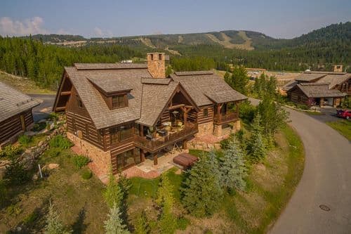Settlement Cabin - Image 1