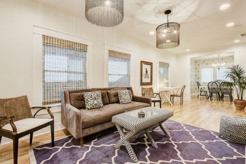 Designer Bungalow - Image 3
