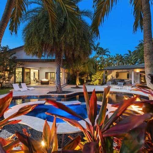 Villa Saha - Image 1