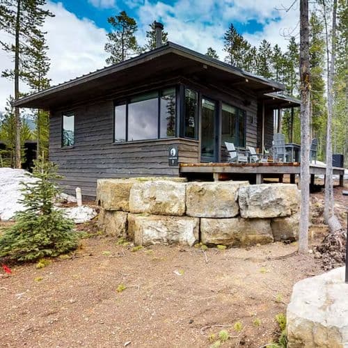 Lake Cabin - Image 1